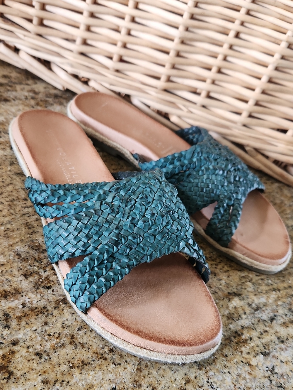 Very Volatile Leather Woven slide sandal Leather size 9 BOHO blue